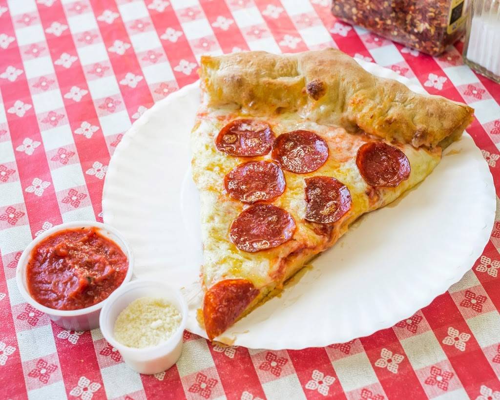 Planet Pizza & Subs | restaurant | 819 Hungerford Dr, Rockville, MD 20850, USA | 3017629400 OR +1 301-762-9400