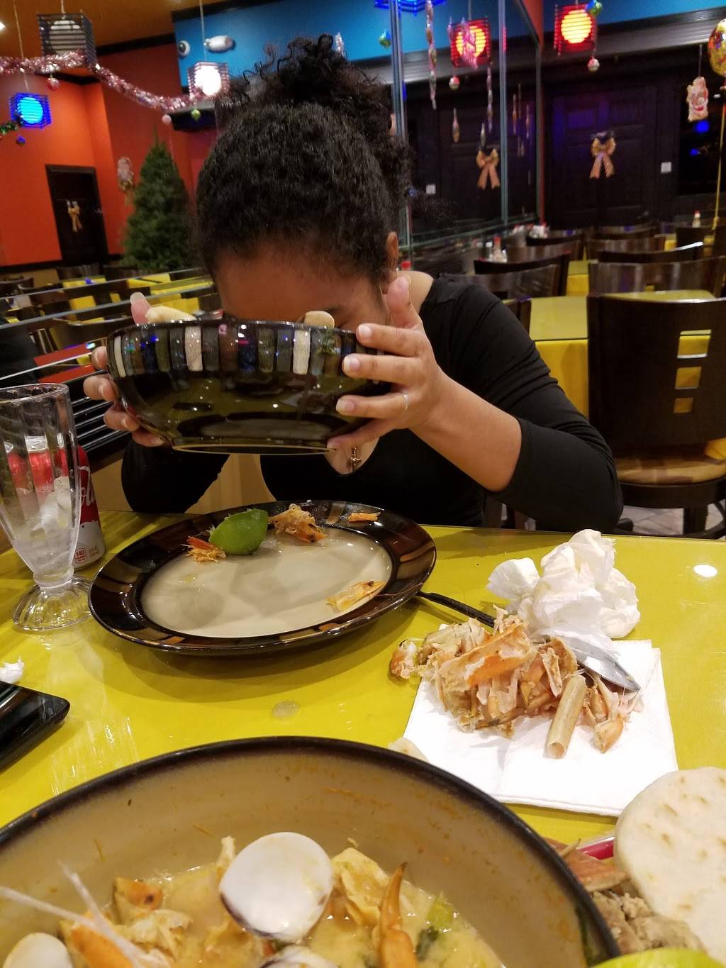 El Cafetalito Restaurant | restaurant | 8700 Woodman Ave, Arleta, CA 91331, USA | 8188919740 OR +1 818-891-9740