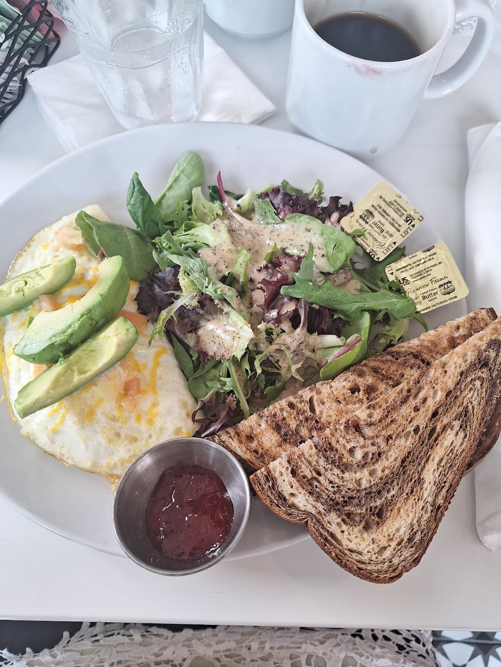 Le Peep Greenwood | restaurant | 210 S Emerson Ave, Greenwood, IN 46143, USA | 3173001134 OR +1 317-300-1134