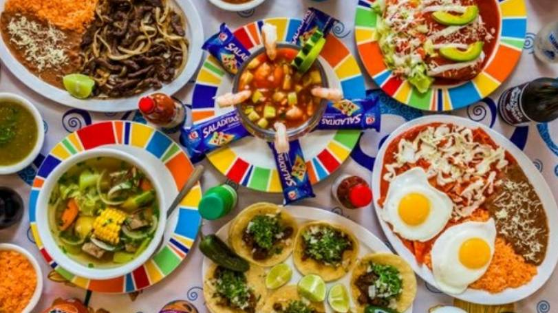 Los Pilares | restaurant | 3416 W Buckeye Rd, Phoenix, AZ 85009, USA | 6023683723 OR +1 602-368-3723