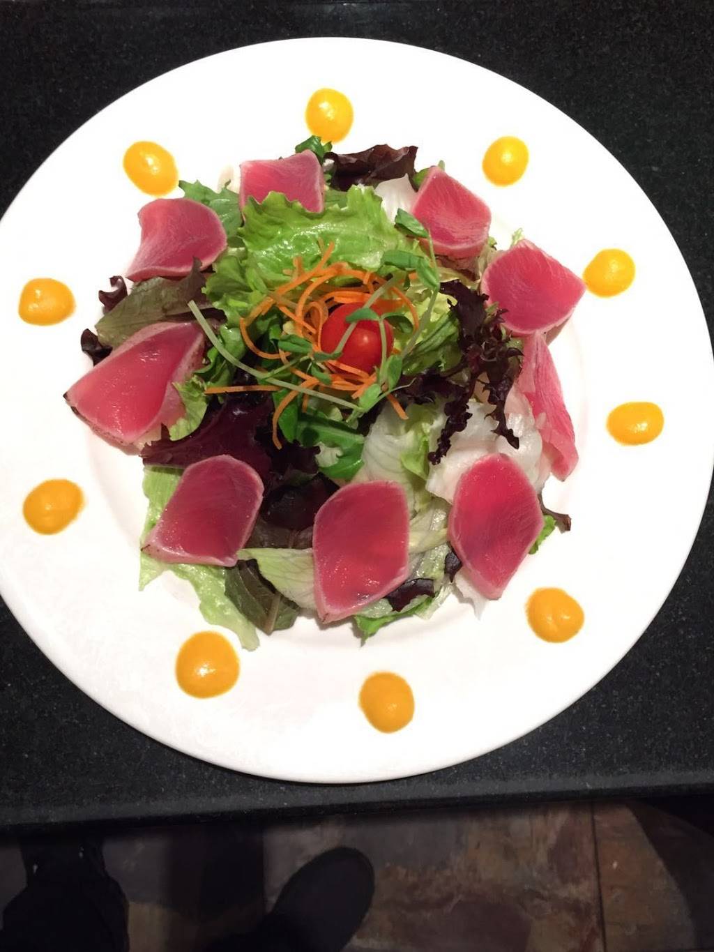 Fuji Sushi & Japanese restaurant | restaurant | 238, W56, New York, NY 10019, USA | 2125869888 OR +1 212-586-9888