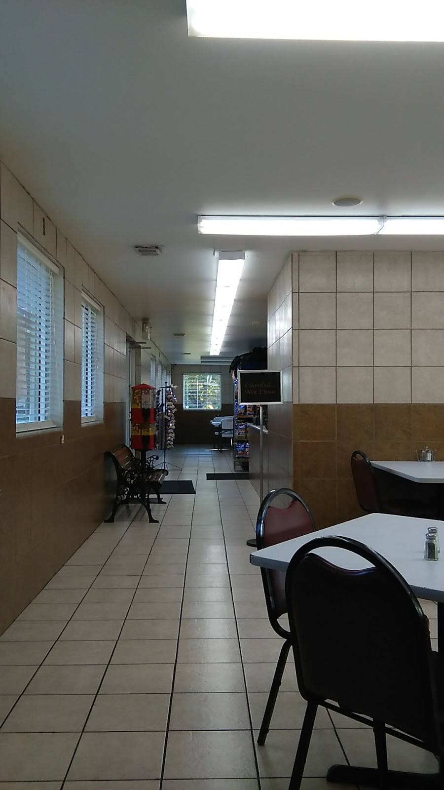 Giovannis Pizza | restaurant | 1147 Dogwood Ridge Rd, Wheelersburg, OH 45694, USA | 7405749393 OR +1 740-574-9393