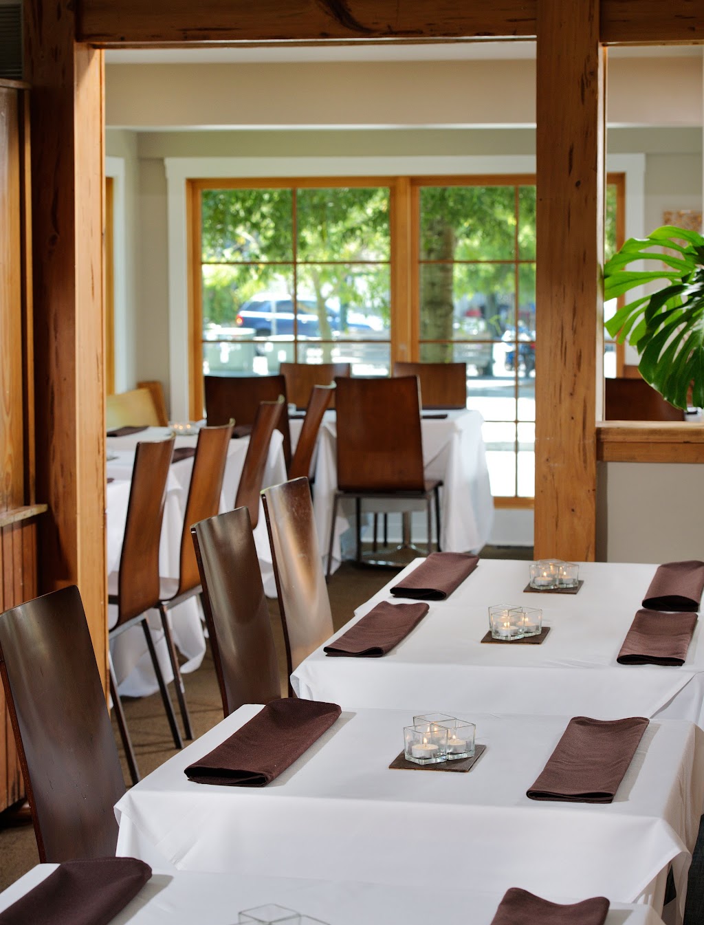 Bramble & Brine | restaurant | 315 Rehoboth Ave, Rehoboth Beach, DE 19971, USA | 3022277702 OR +1 302-227-7702