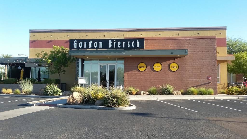 Gordon Biersch Brewery Restaurant | restaurant | 6915 N 95th Ave, Glendale, AZ 85305, USA | 6238774300 OR +1 623-877-4300