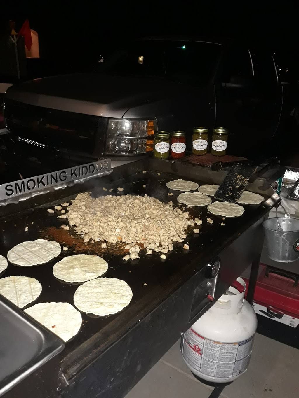 Smoking Kiddos | restaurant | 5724 S Beck Ave, Tempe, AZ 85283, USA | 6023971995 OR +1 602-397-1995