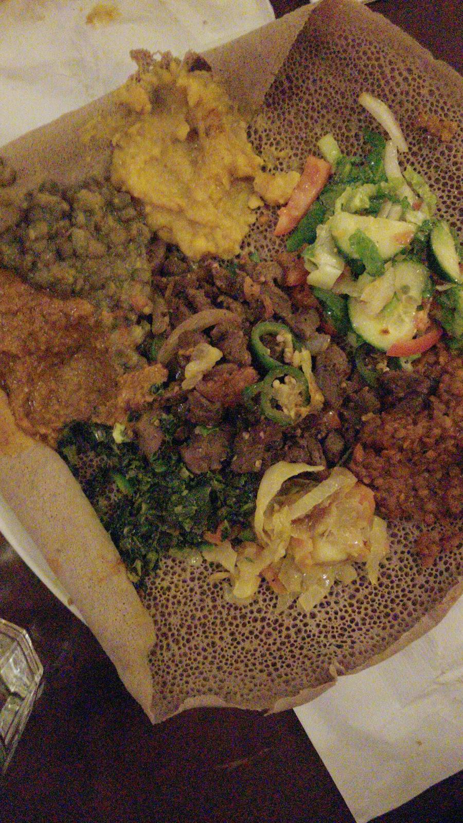 Hirut Cafe And Restaurant | restaurant | 2050 Danforth Ave, Toronto, ON M4C 1J6, Canada | 4165517560 OR +1 416-551-7560