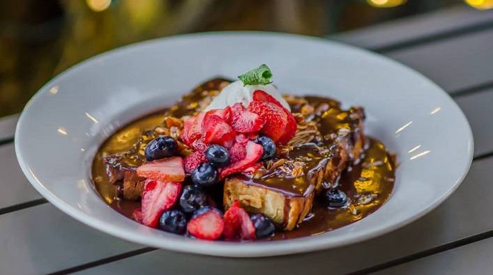 Novara Restaurant | restaurant | 556 Adams St, Milton, MA 02186, USA | 6176968400 OR +1 617-696-8400