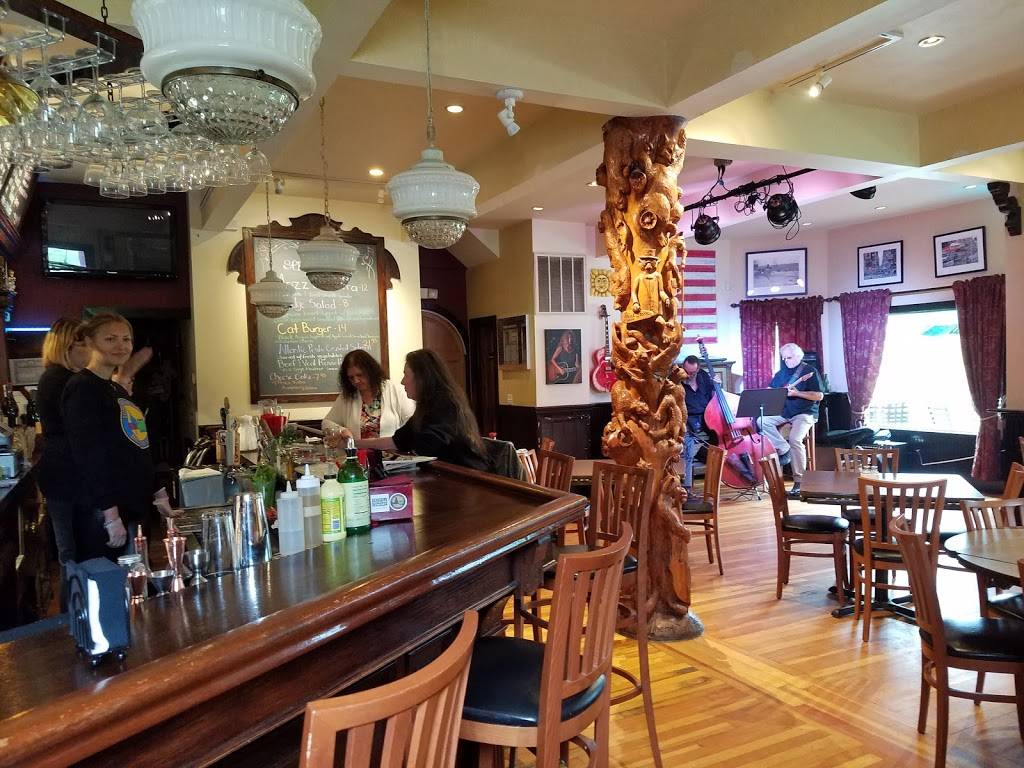 Catskill Distilling Company @ the Dancing Cat Saloon | restaurant | 2037 NY-17B, Bethel, NY 12720, USA | 8455833141 OR +1 845-583-3141