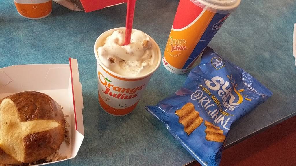 DQ / Orange Julius | restaurant | 2180 E Williams Field Rd #101, Gilbert, AZ 85295, USA | 4808211160 OR +1 480-821-1160