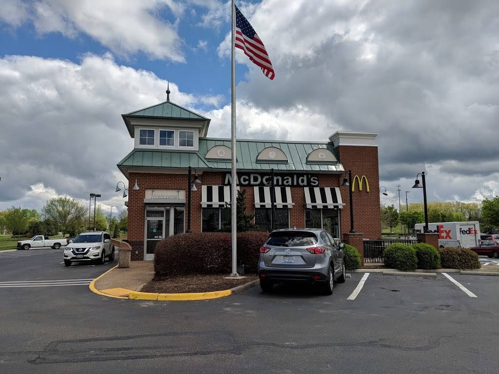 McDonalds | cafe | 14540 Hancock Village St, Chesterfield, VA 23832, USA | 8047396051 OR +1 804-739-6051