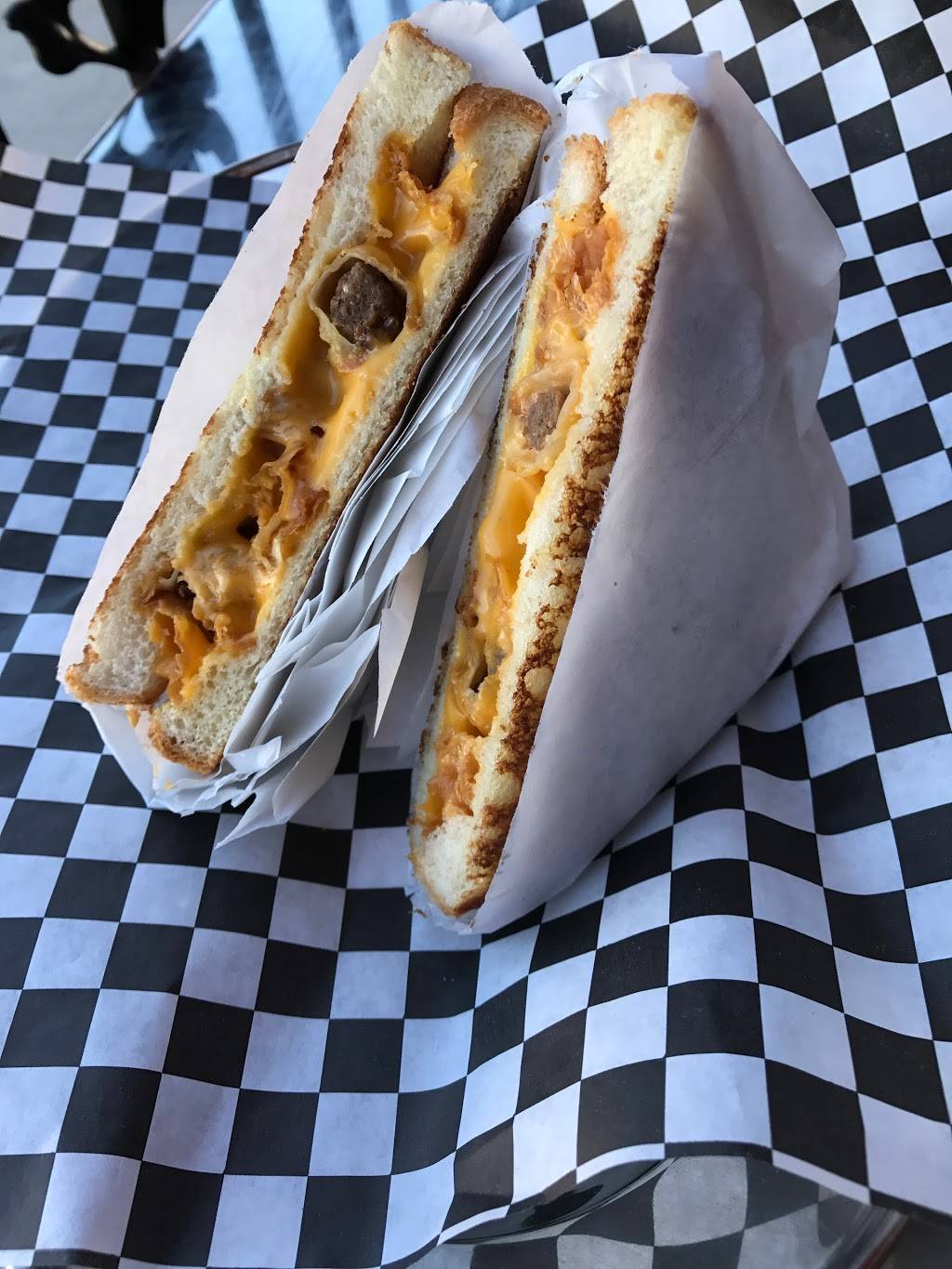 Mante House | restaurant | 6852 Foothill Blvd, Tujunga, CA 91042, USA | 8188754973 OR +1 818-875-4973