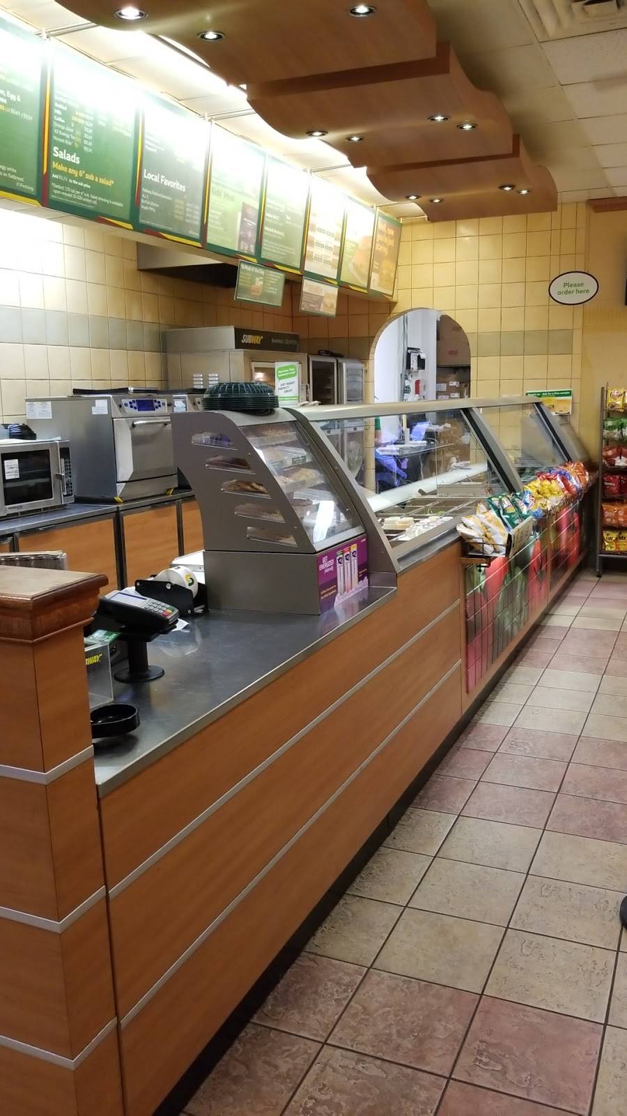 Subway Restaurants | restaurant | 6638 Security Blvd, Gwynn Oak, MD 21207, USA | 4102651307 OR +1 410-265-1307