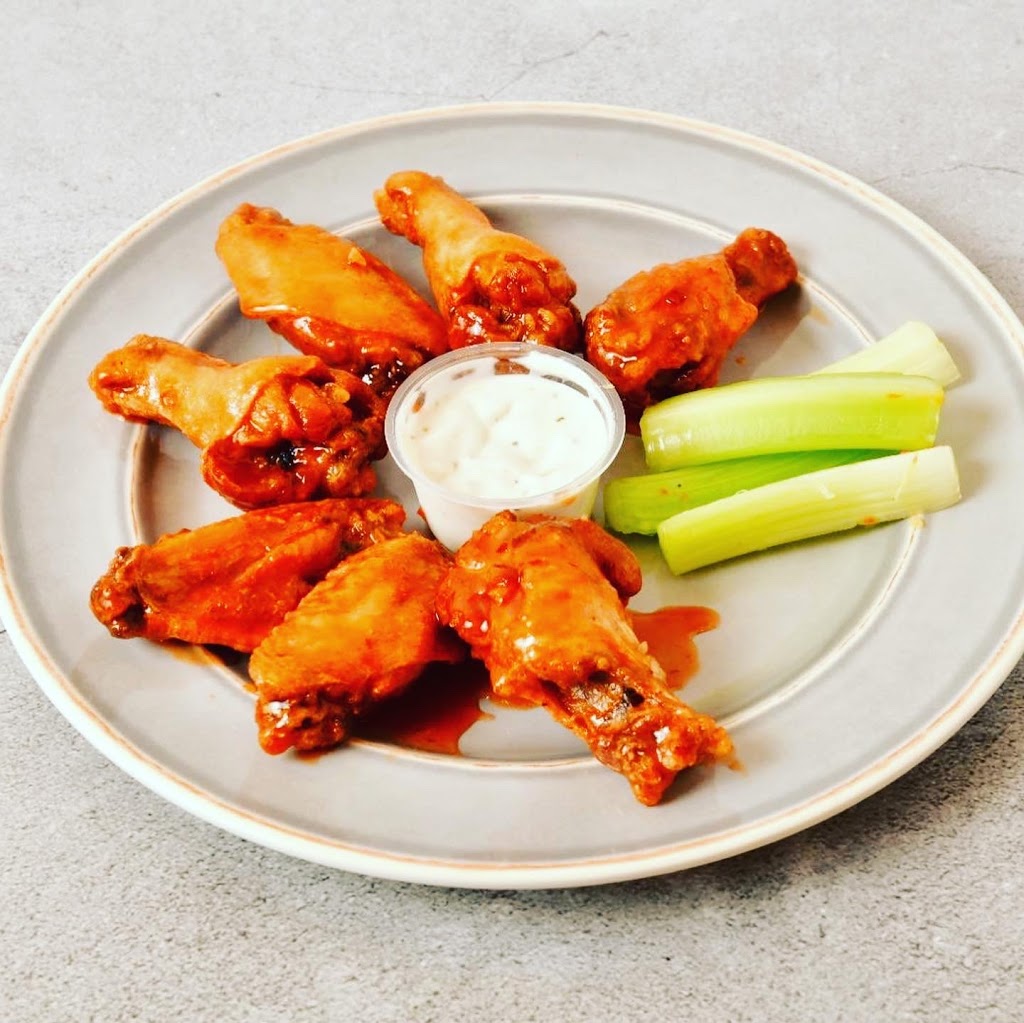 Americas Best Wings | meal takeaway | 11242 Georgia Ave, Silver Spring, MD 20902, USA | 2408338387 OR +1 240-833-8387