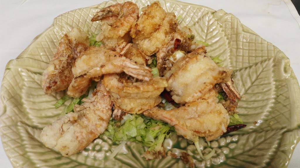 Yans China Bistro | restaurant | 146 Humphrey St, Swampscott, MA 01907, USA | 7815933308 OR +1 781-593-3308