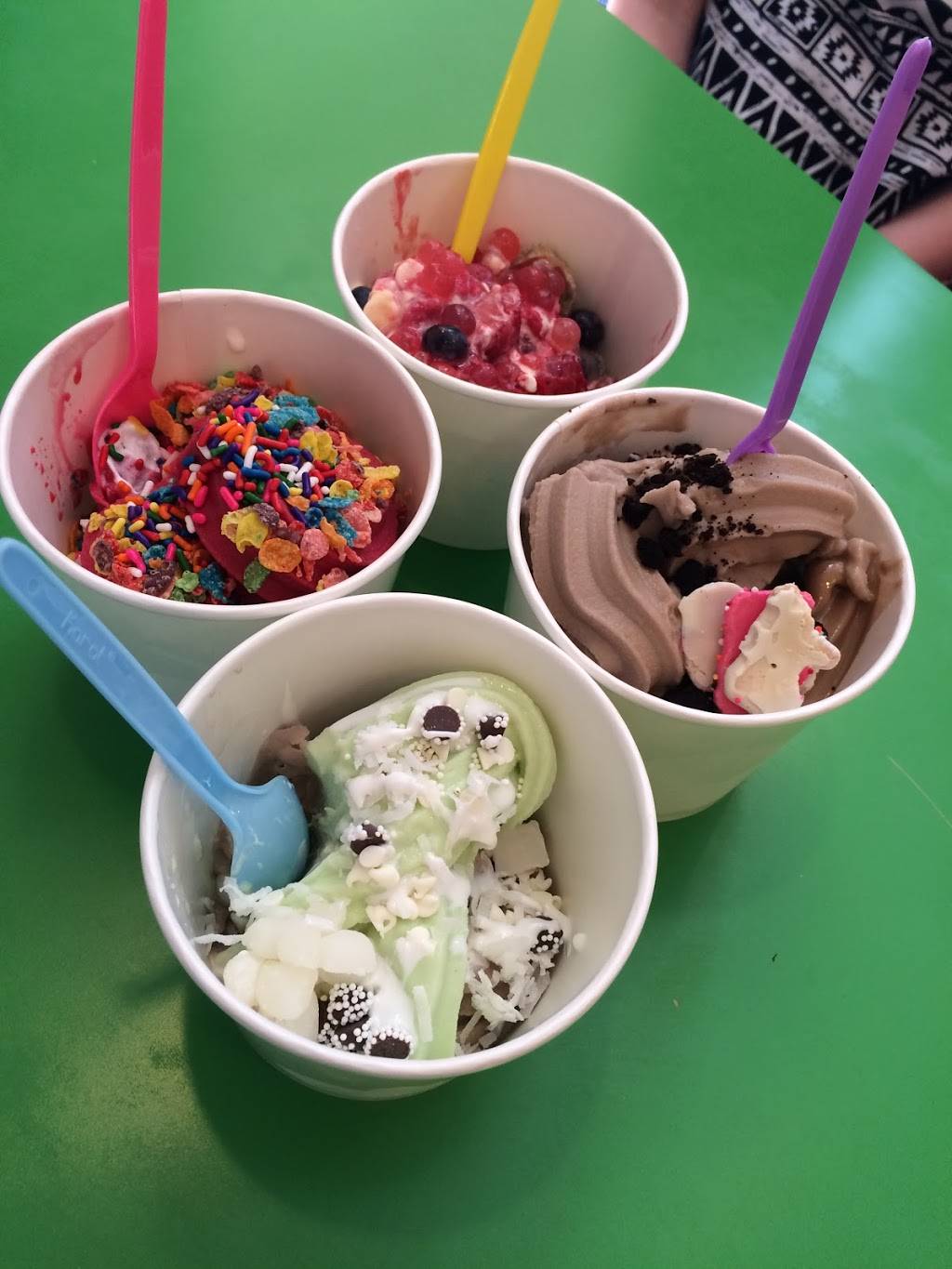 TasteBuds Frozen Yogurt | restaurant | 1030 S Gilbert Rd #106, Gilbert, AZ 85296, USA | 4803617122 OR +1 480-361-7122