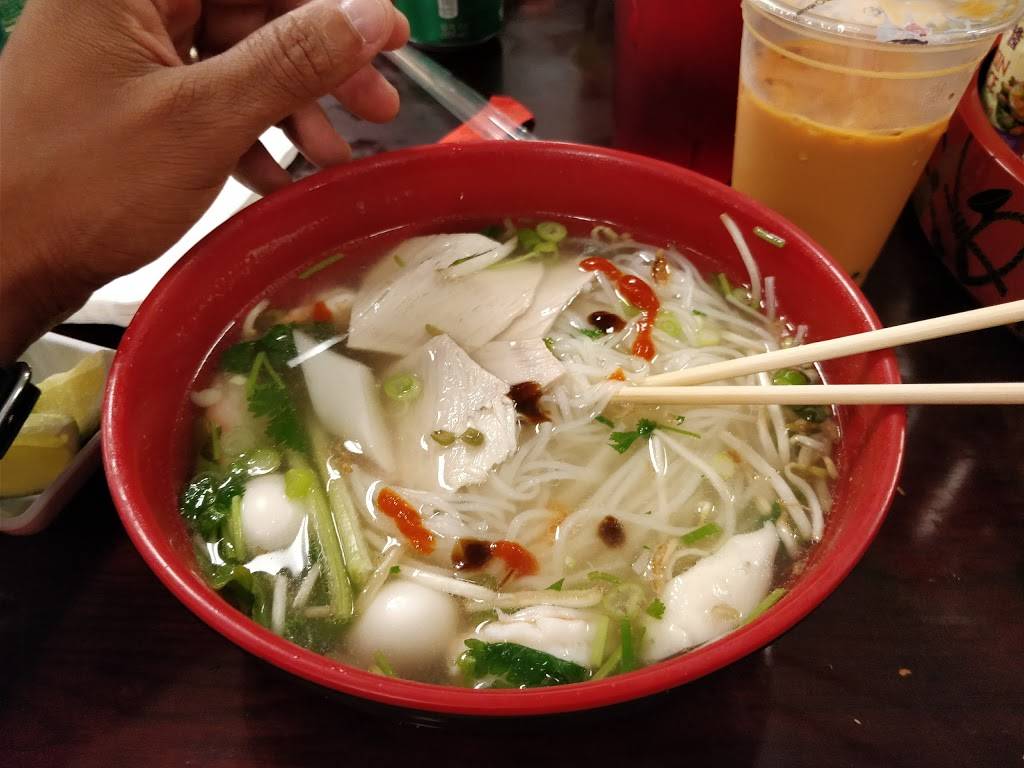 PK Noodles | restaurant | 11925 Beach Blvd #204, Jacksonville, FL 32246, USA | 9046460707 OR +1 904-646-0707