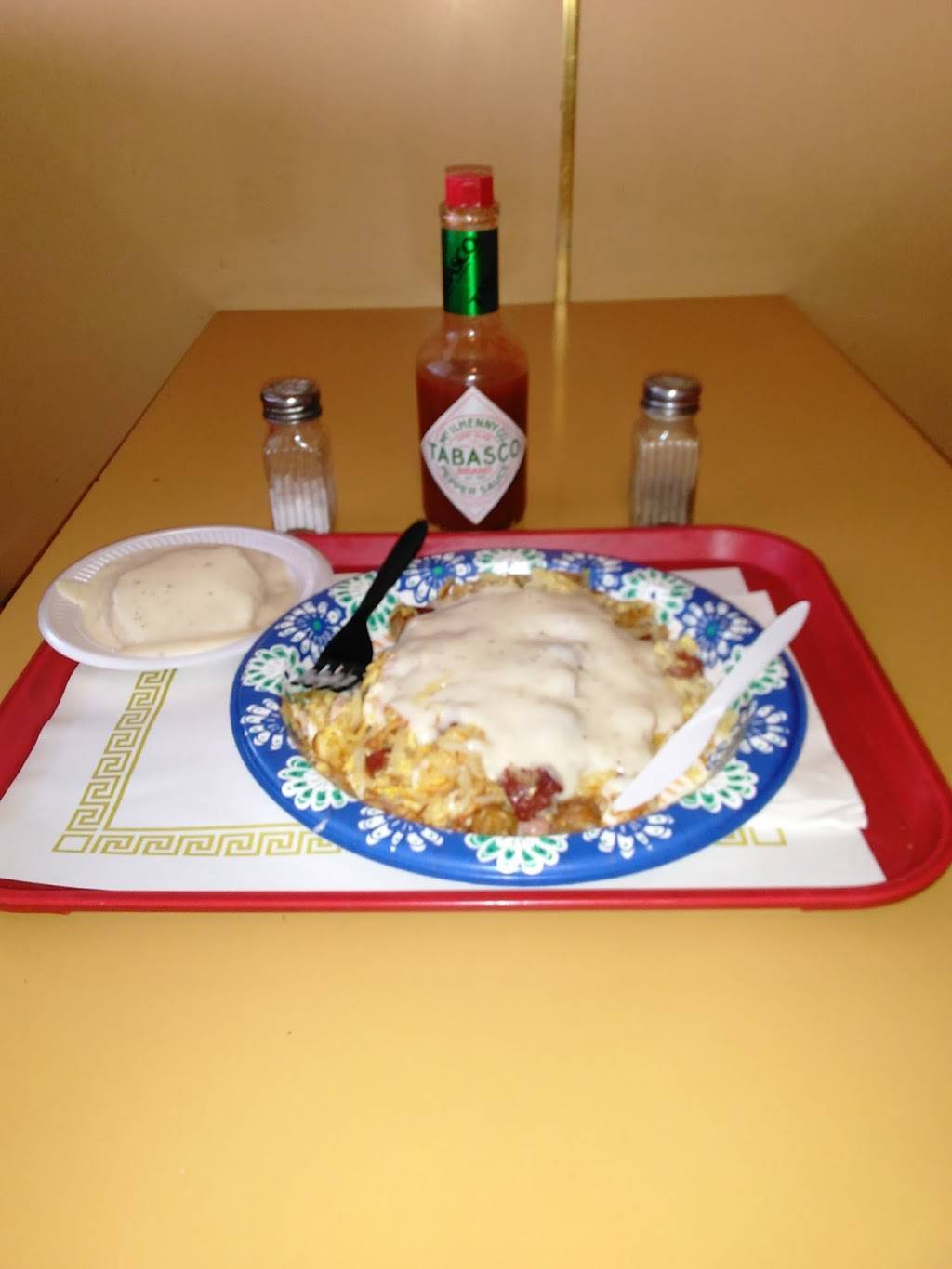 Country Boys Drive In | restaurant | 2648 E Fremont St, Stockton, CA 95205, USA | 2094642575 OR +1 209-464-2575