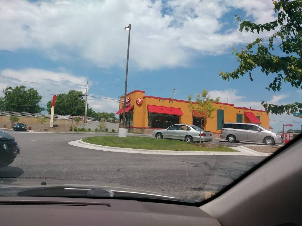 Popeyes Louisiana Kitchen | restaurant | 3318 Capital Blvd, Raleigh, NC 27604, USA | 9198905078 OR +1 919-890-5078