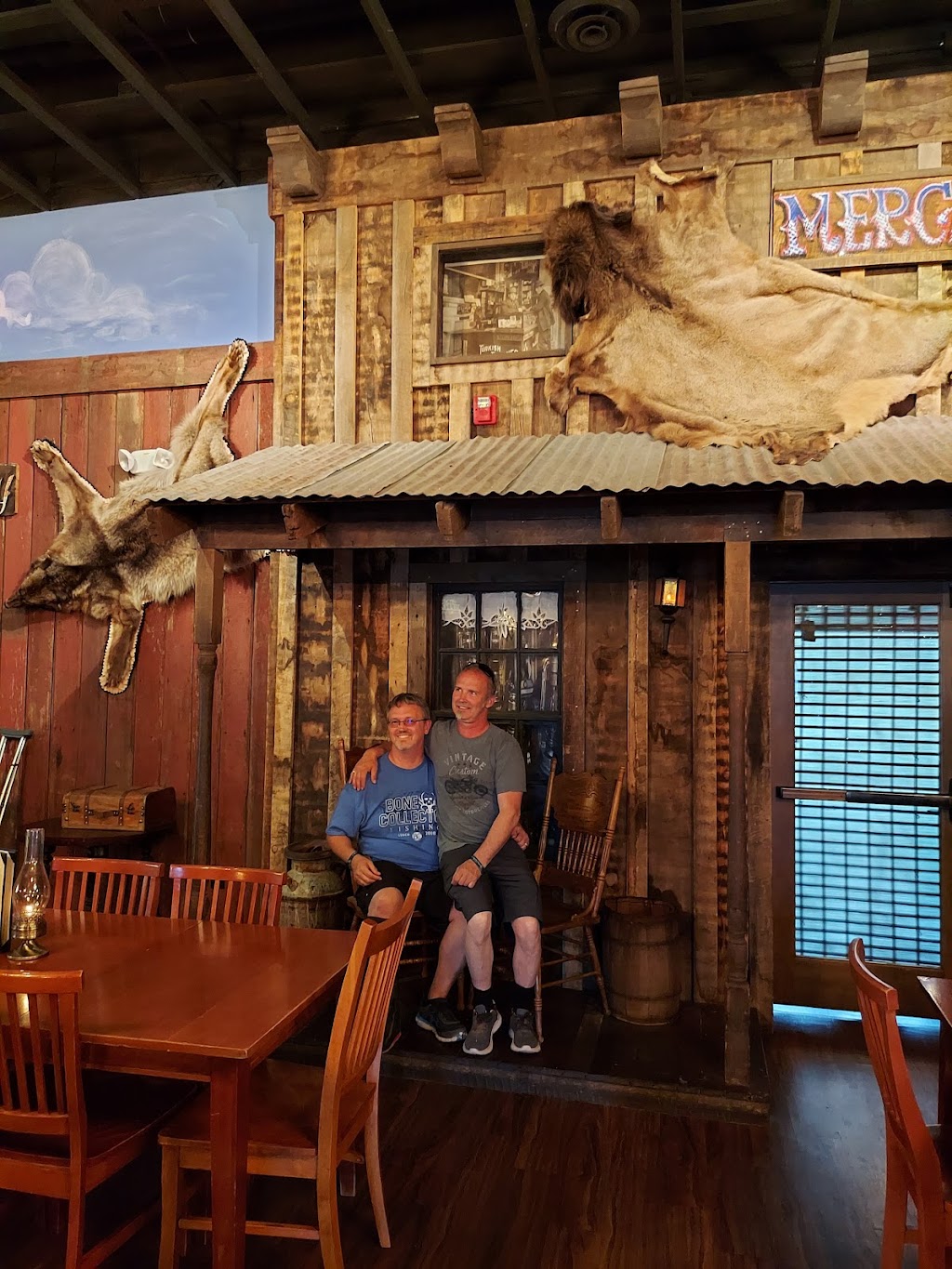 Big E Steakhouse & Saloon | restaurant | 395 AZ-64, Grand Canyon Village, AZ 86023, USA | 9286380333 OR +1 928-638-0333