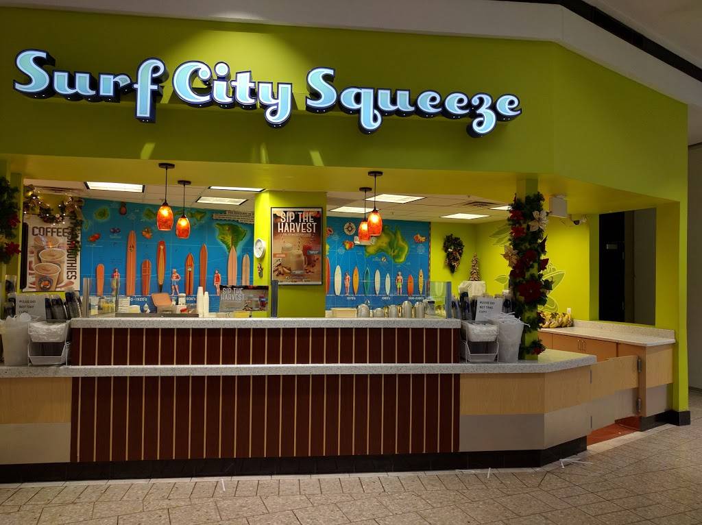 Surf City Squeeze | restaurant | 14600 Lakeside Cir # F103, Sterling Heights, MI 48313, USA | 5865663335 OR +1 586-566-3335