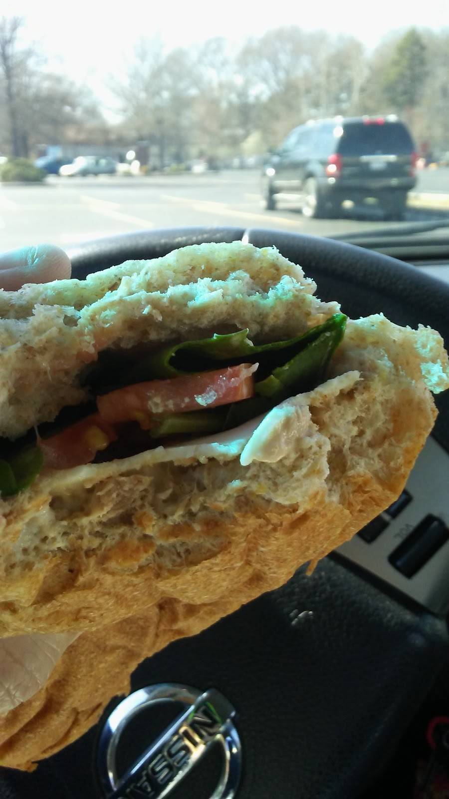 Subway | restaurant | 247 E Plaza Dr, Market Pl Unit 6, Mooresville, NC 28115, USA | 7046647827 OR +1 704-664-7827