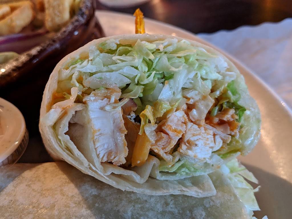 Eds Mudville Grill | restaurant | 6200 Center St, Clayton, CA 94517, USA | 9256730333 OR +1 925-673-0333