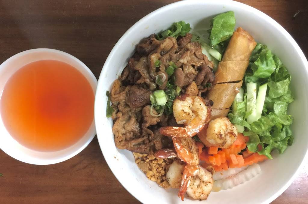 Love Pho & PL Cafe | restaurant | 425 Northampton St, Easton, PA 18042, USA | 6102506424 OR +1 610-250-6424