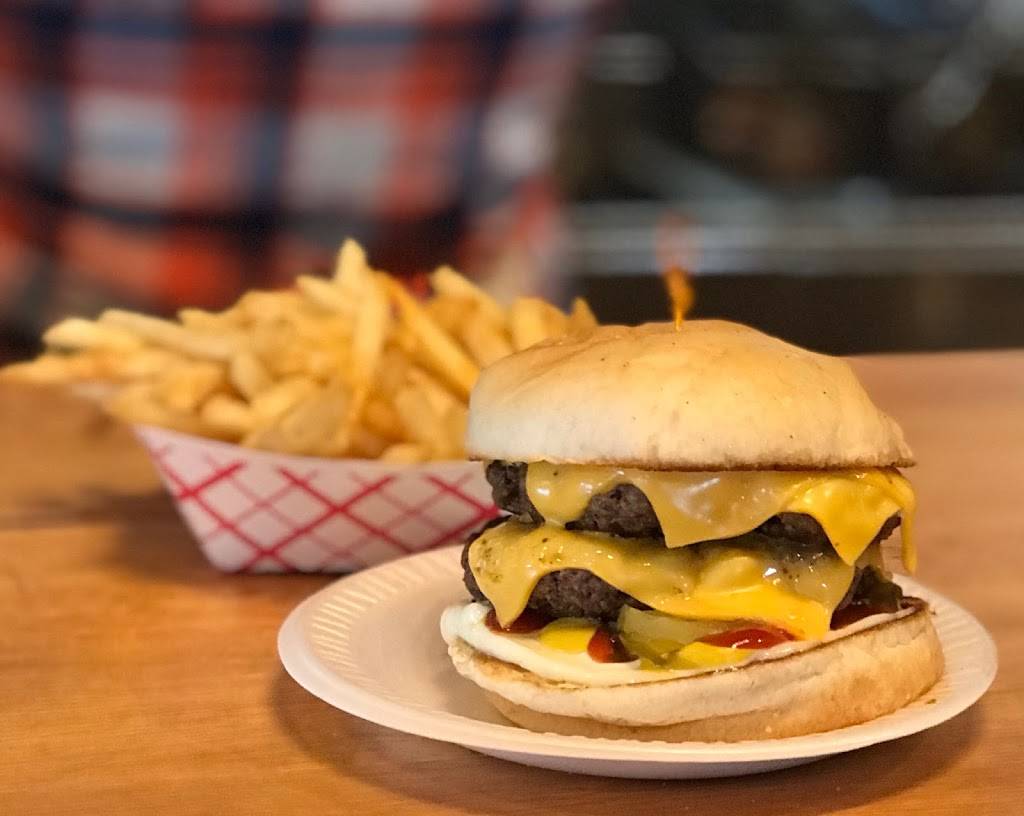 Tailgate Grill | restaurant | 1106 W Broad St, Waynesboro, VA 22980, USA | 5409418451 OR +1 540-941-8451