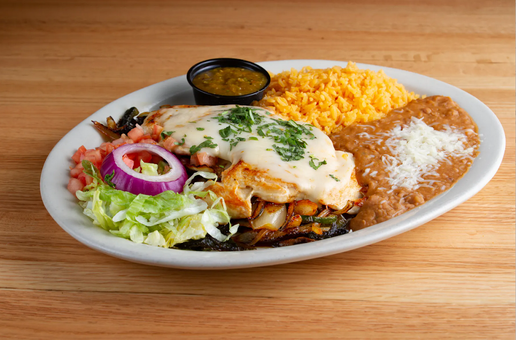 El Beso Mexican Restaurante & Cantina - Milwaukee | restaurant | 909 W Layton Ave, Milwaukee, WI 53221, USA | 4144553534 OR +1 414-455-3534