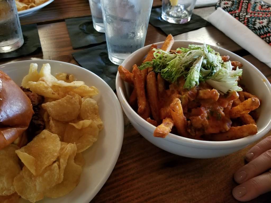 Thunderbird | restaurant | 1127 Shelby St, Indianapolis, IN 46203, USA | 3179749580 OR +1 317-974-9580