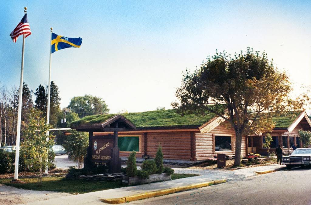 Al Johnson’s | restaurant | 10698 N Bay Shore Dr, Sister Bay, WI 54234, USA | 9208542626 OR +1 920-854-2626