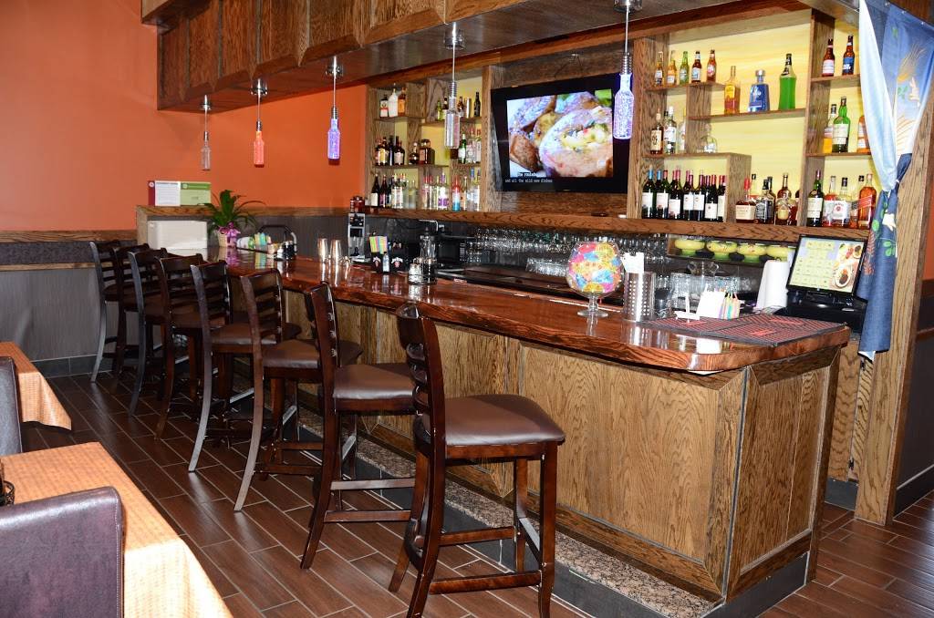 Fujiyama Japanese Steakhouse | restaurant | 1233 W Morton Ave, Jacksonville, IL 62650, USA | 2172438688 OR +1 217-243-8688