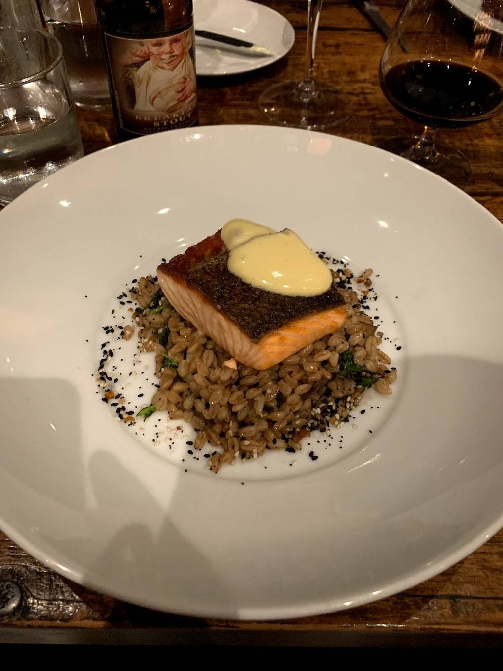 Hawks Public House | restaurant | 1525 Alhambra Blvd, Sacramento, CA 95816, USA | 9165884440 OR +1 916-588-4440