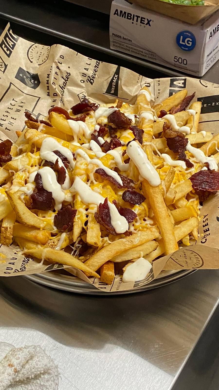 Wayback Burgers | restaurant | 1723 N Loop 1604 E, San Antonio, TX 78232, USA | 2106003336 OR +1 210-600-3336