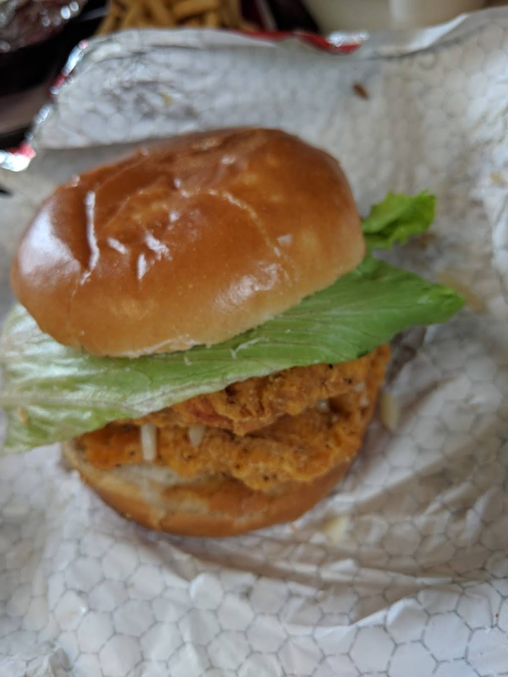 Wendys | restaurant | 10665 Auto Mall Dr, Sandy, UT 84070, USA | 8015716005 OR +1 801-571-6005