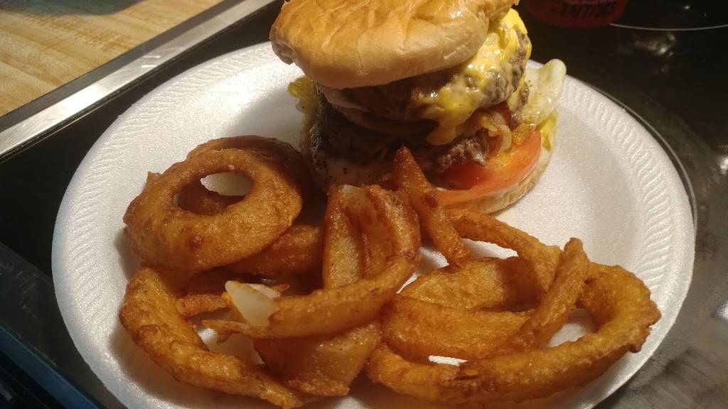 Oscars Fine Food | restaurant | 427 S Wrenn St, High Point, NC 27260, USA | 3368832824 OR +1 336-883-2824