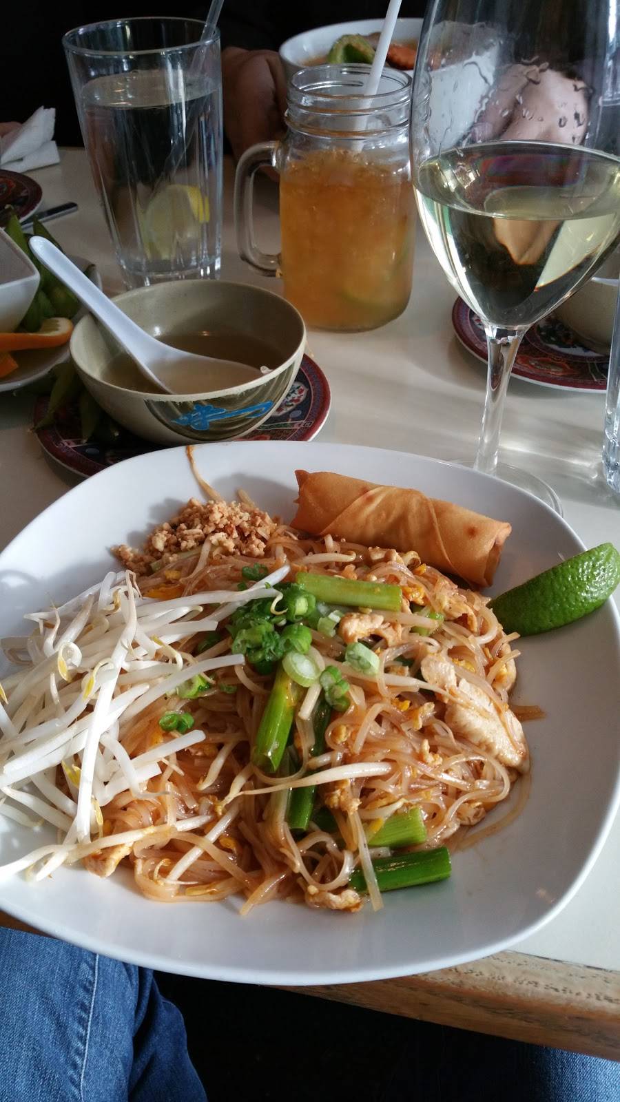 Thai Orchid | restaurant | 28 Mill St, Orono, ME 04473, USA | 2078664200 OR +1 207-866-4200