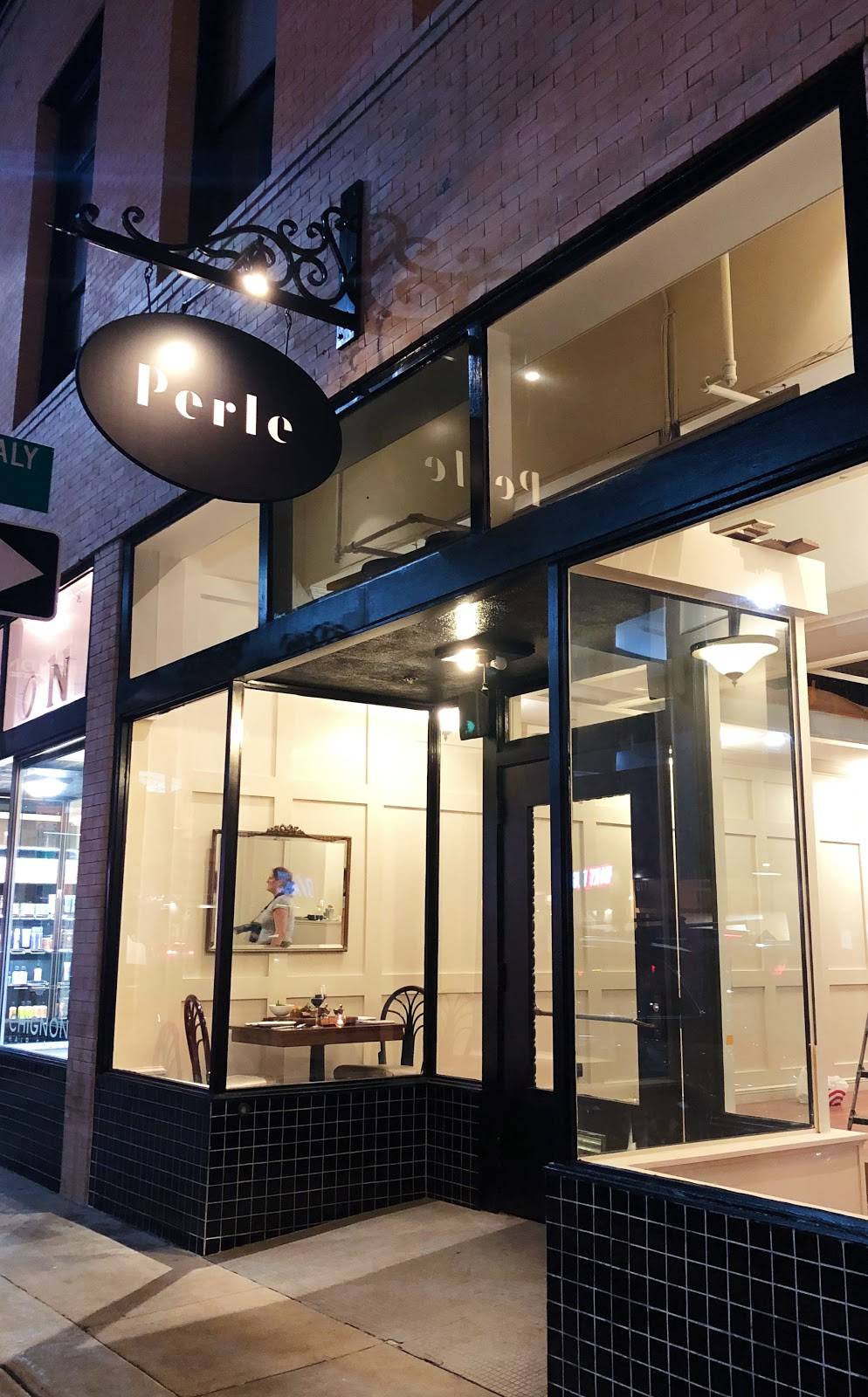 Perle Restaurant | restaurant | 43 Union St, Pasadena, CA 91103, USA | 6264608819 OR +1 626-460-8819