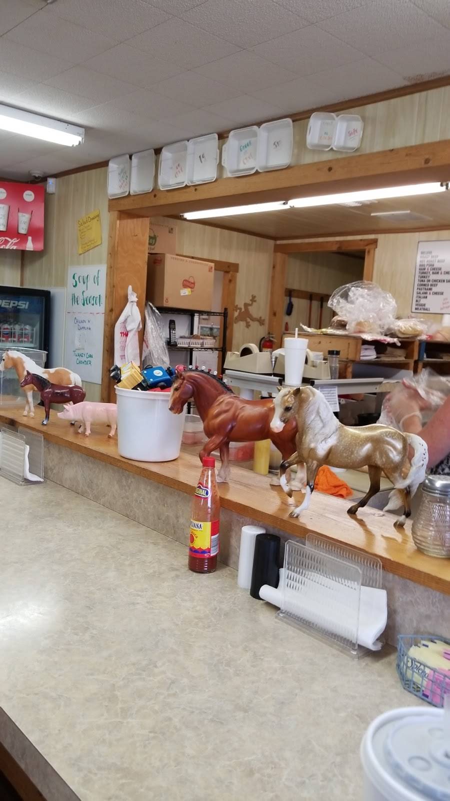 P Js Sandwich Shop | restaurant | 12342 US-301, Parrish, FL 34219, USA | 9417762307 OR +1 941-776-2307