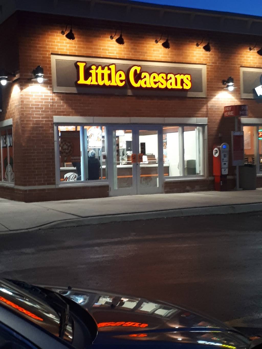 Little Caesars | meal takeaway | 3560 Lake Shore Blvd W, Etobicoke, ON M8W 1N6, Canada | 4162558884 OR +1 416-255-8884