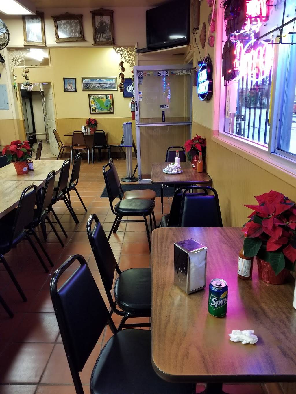 Taqueria Arandas | restaurant | 512 Tennyson Rd, Hayward, CA 94544, USA | 5107832779 OR +1 510-783-2779