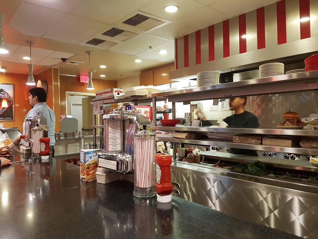 Johnny Rockets | restaurant | 685 Cannery Row Suite 101, Monterey, CA 93940, USA | 8316491809 OR +1 831-649-1809