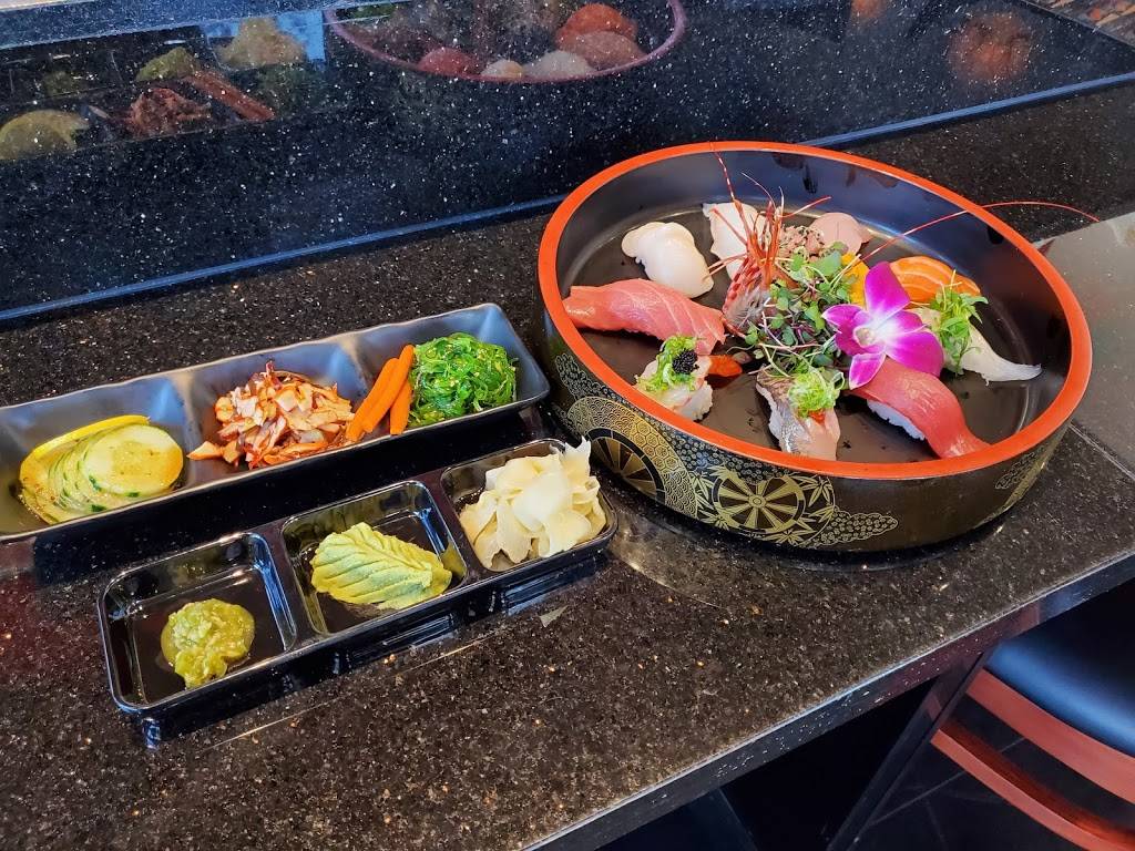 Sakura Sushi | restaurant | 30010 Temecula Pkwy #101, Temecula, CA 92592, USA | 9515873359 OR +1 951-587-3359