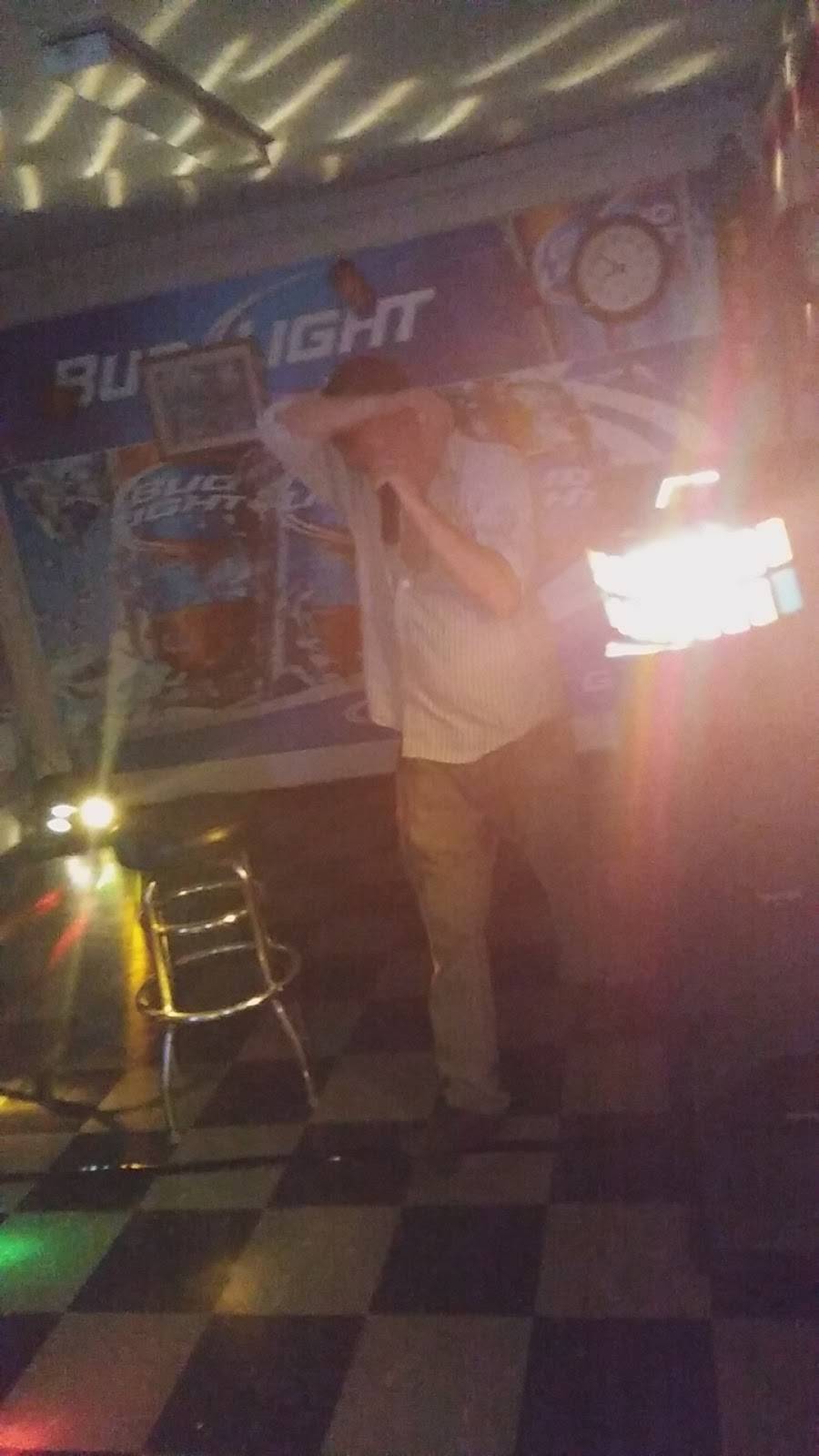 Tonys Bar & Grill | restaurant | 2326 S 6th St, Coshocton, OH 43812, USA | 7406224518 OR +1 740-622-4518