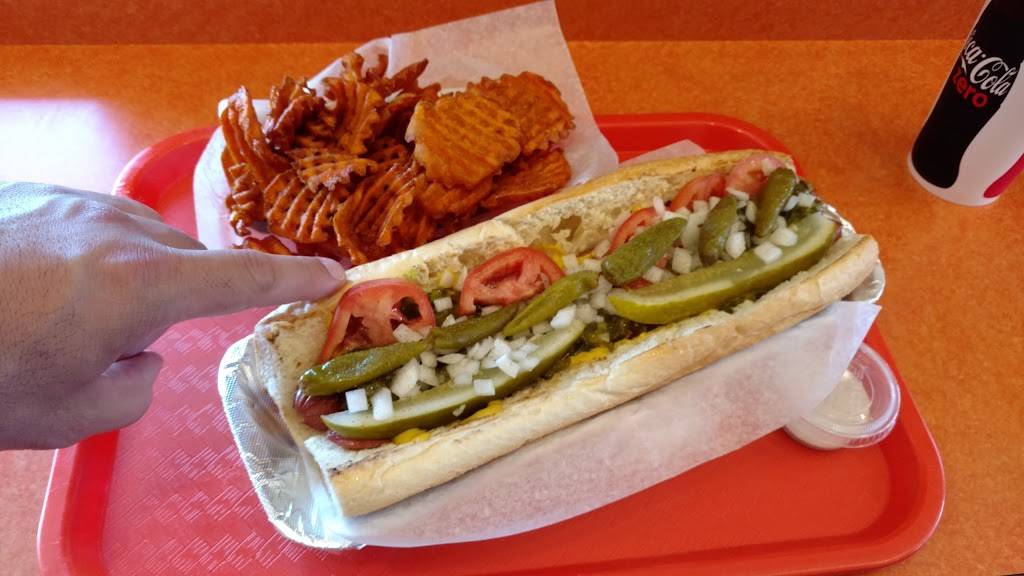 Johnnies Dog House and Chicken Shack | meal takeaway | 3401 Concord Pike, Wilmington, DE 19803, USA | 3024771440 OR +1 302-477-1440