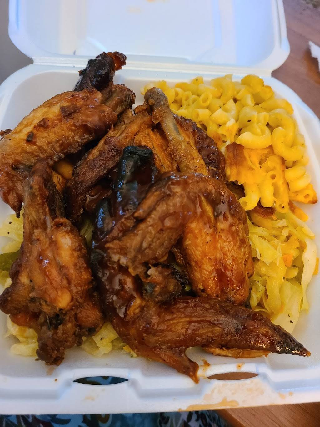 Grill N Dutchy | restaurant | 5522 Germantown Ave, Philadelphia, PA 19144, USA | 2158493500 OR +1 215-849-3500