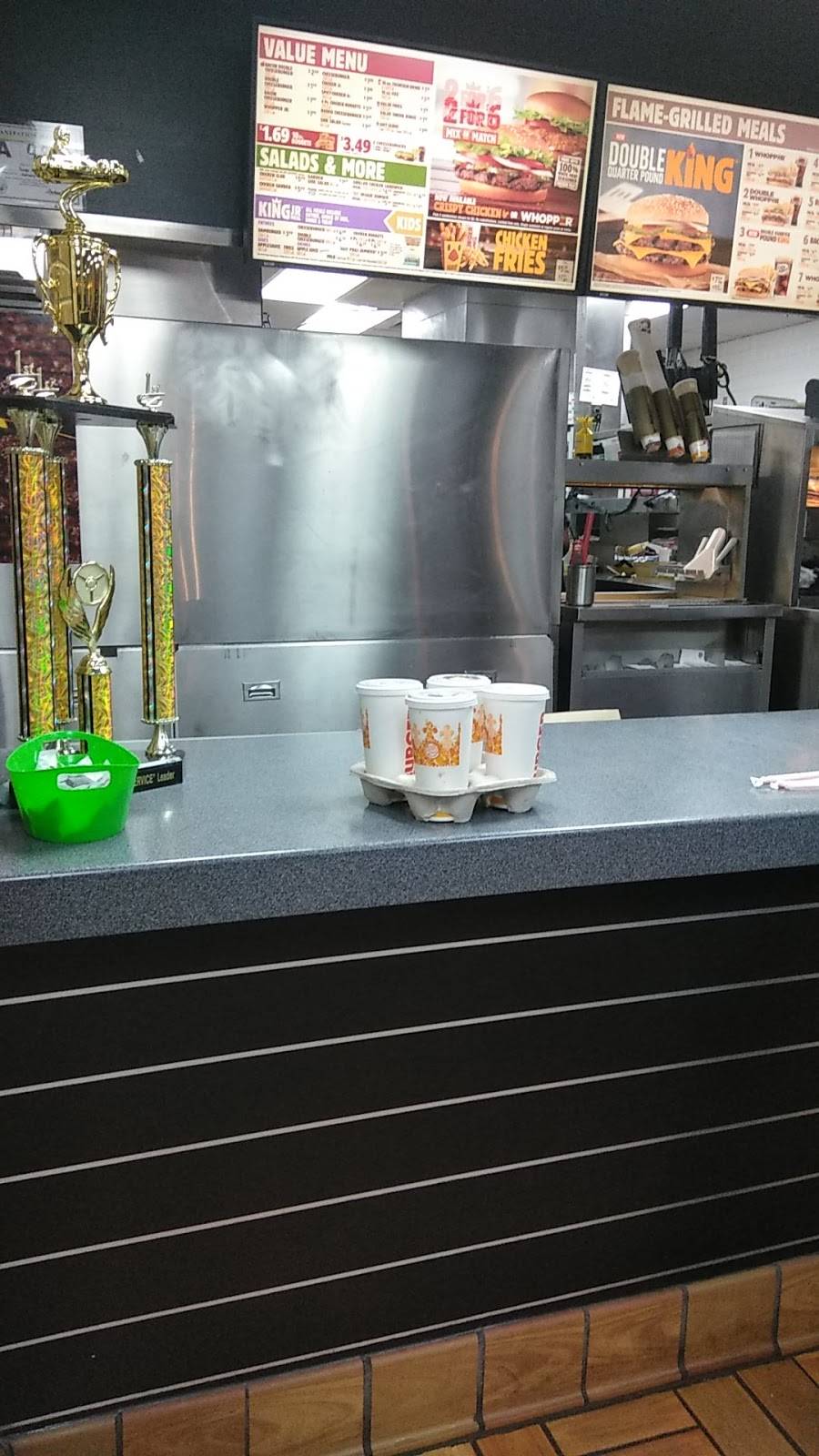 Burger King | restaurant | 824 E Innes St, Salisbury, NC 28144, USA | 7046376158 OR +1 704-637-6158
