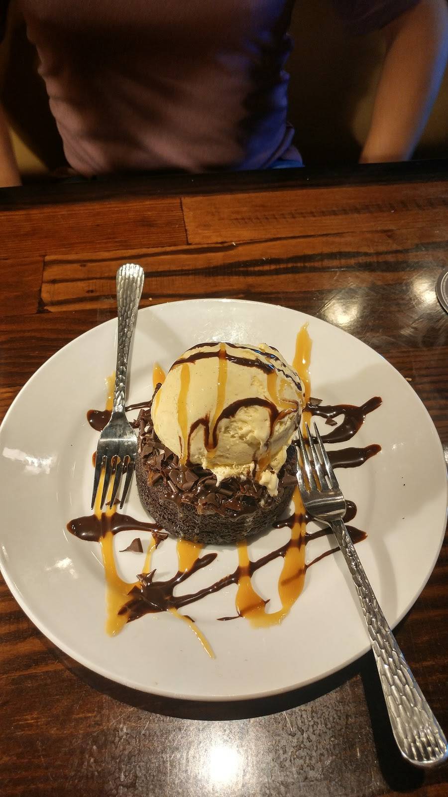 LongHorn Steakhouse | meal takeaway | 1614 N Dixie Hwy, Elizabethtown, KY 42701, USA | 2707375550 OR +1 270-737-5550