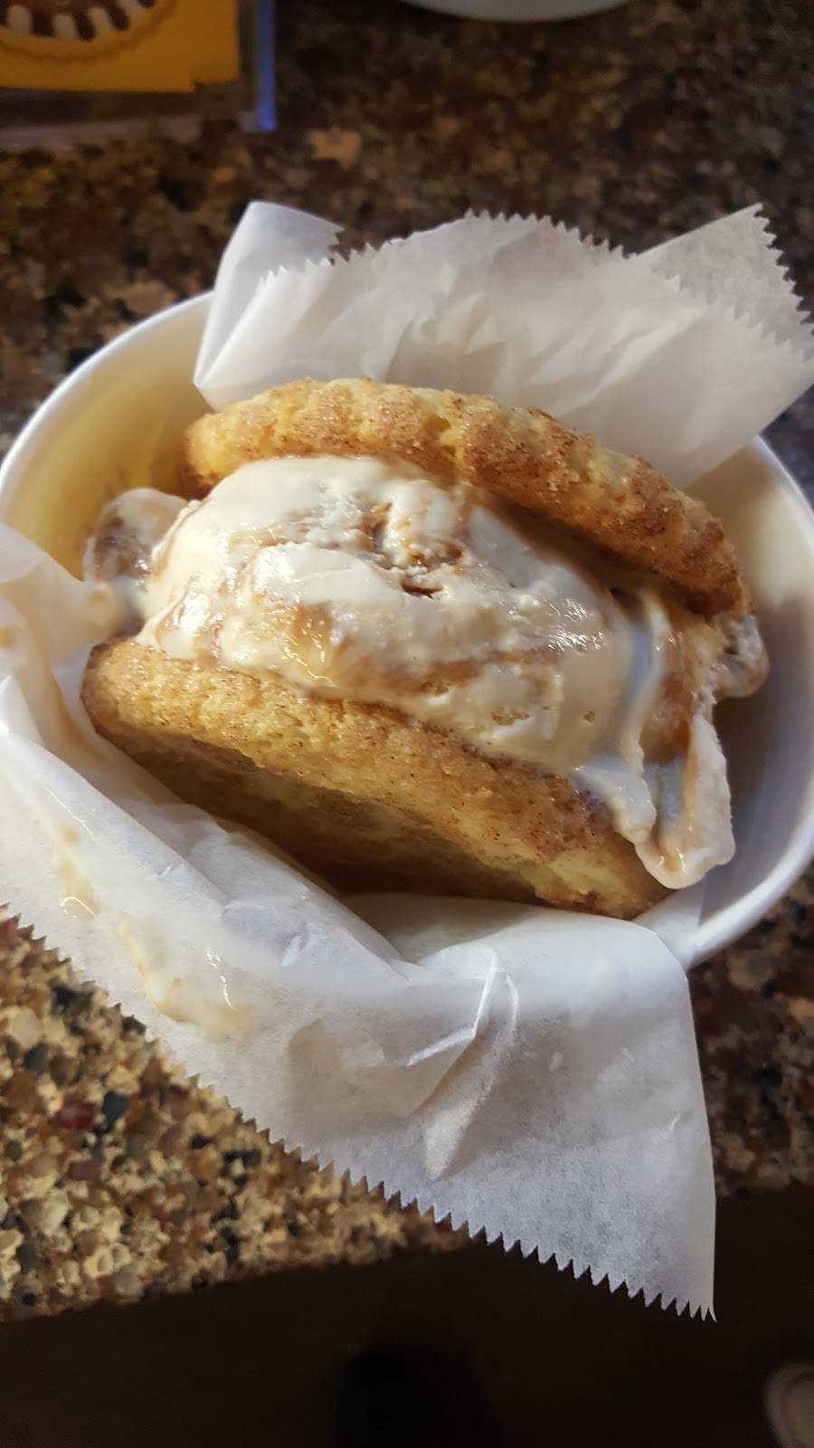 Nestlé Toll House Cafe by Chip | cafe | 25 Waterway Ave Suite 125, The Woodlands, TX 77380, USA | 8326636895 OR +1 832-663-6895