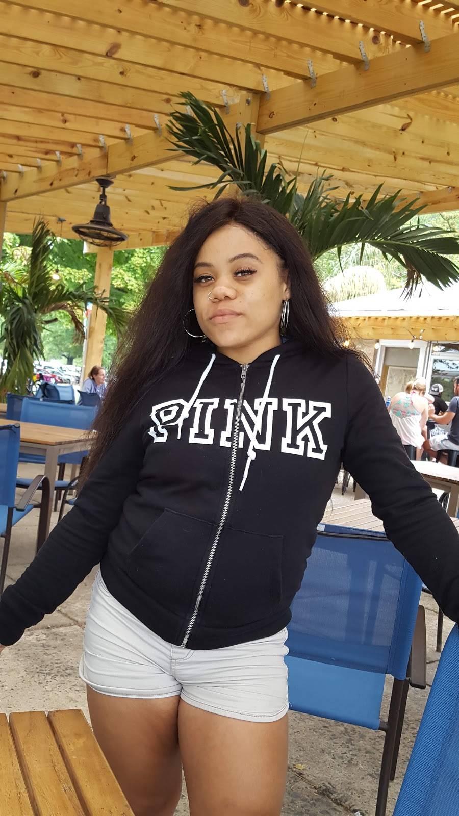 Island Time Bar & Grill | restaurant | George Washington Memorial Pkwy, Arlington, VA 22202, USA | 2023470173 OR +1 202-347-0173